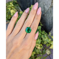 6.53 Ct. Emerald from Zambia Life Style