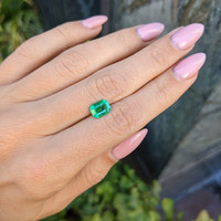 1.28 Ct. Emerald from Zambia Life Style