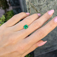 1.43 Ct. Emerald from Zambia Life Style