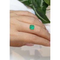 2.61 Ct. Cabochon Emerald from Russia Life Style