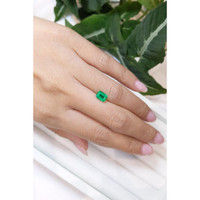 1.09 Ct. Emerald from Colombia Life Style