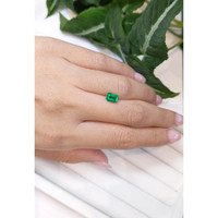 1.08 Ct. Emerald from Colombia Life Style