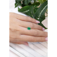 0.86 Ct. Emerald from Colombia Life Style