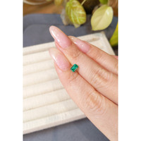 0.51 Ct. Emerald from Russia Life Style