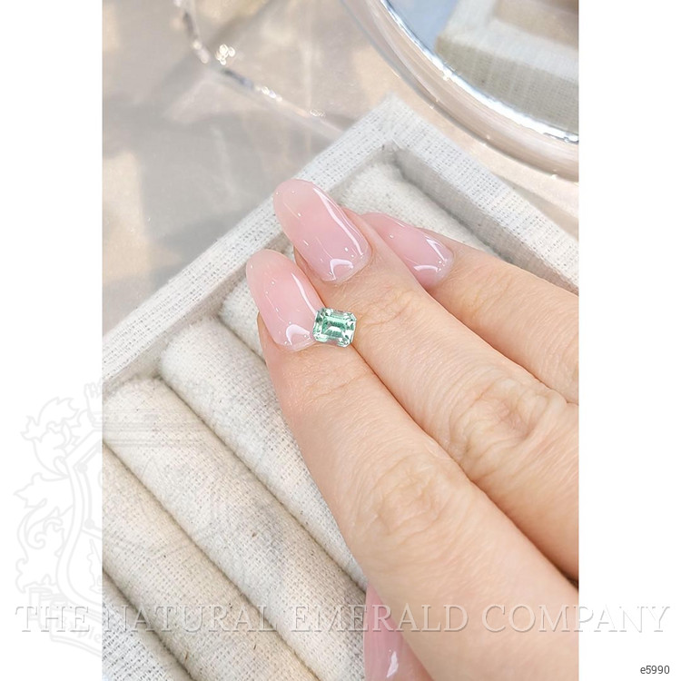 0.92 Ct. Emerald from Russia