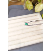 0.51 Ct. Emerald from Russia Life Style