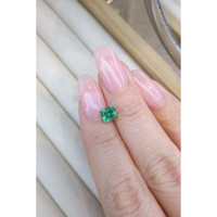 0.83 Ct. Emerald from Russia Life Style