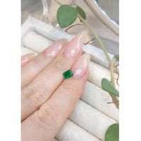 0.59 Ct. Emerald from Colombia Life Style