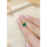 1.43 Ct. Emerald from Zambia Life Style