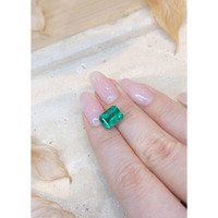 3.55 Ct. Emerald from Zambia Life Style