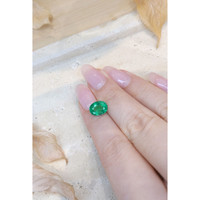 2.23 Ct. Emerald from Zambia Life Style