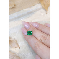 2.43 Ct. Emerald from Zambia Life Style