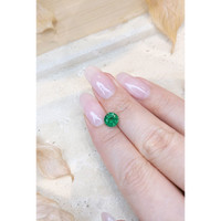 1.30 Ct. Emerald from Zambia Life Style