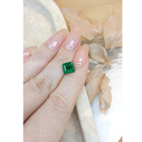 2.70 Ct. Emerald from Zambia Life Style