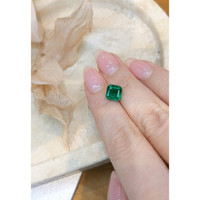 2.10 Ct. Emerald from Zambia Life Style