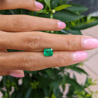 1.64 Ct. Emerald from Afghanistan Life Style