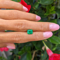 1.64 Ct. Emerald from Afghanistan Life Style