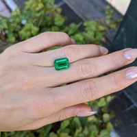 3.89 Ct. Emerald from Zambia Life Style