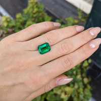 4.56 Ct. Emerald from Zambia Life Style