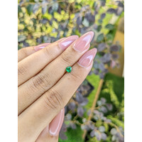 0.25 Ct. Emerald from Zambia Life Style