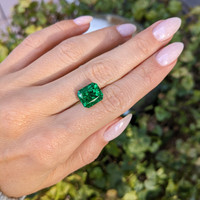 5.84 Ct. Emerald from Zambia Life Style