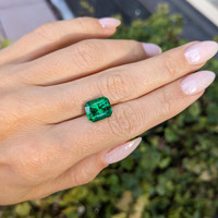 4.07 Ct. Emerald from Zambia Life Style