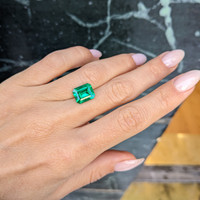 3.30 Ct. Emerald from Colombia Life Style