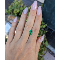 1.24 Ct. Emerald from Colombia Life Style