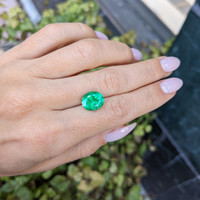 3.55 Ct. Emerald from Colombia Life Style
