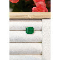 4.03 Ct. Emerald from Zambia Life Style