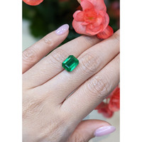 3.53 Ct. Emerald from Zambia Life Style