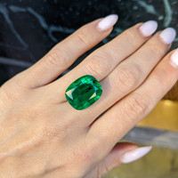 14.54 Ct. Emerald from Zambia Life Style