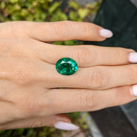 6.74 Ct. Emerald from Zambia Life Style