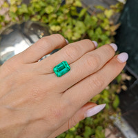 4.71 Ct. Emerald from Colombia Life Style