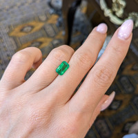 1.70 Ct. Emerald from Colombia Life Style