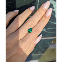 1.18 Ct. Emerald from Afghanistan Life Style