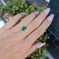 1.43 Ct. Emerald from Afghanistan Life Style