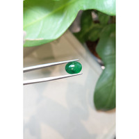 4.11 Ct. Cabochon Emerald from Zambia Life Style