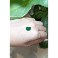 4.31 Ct. Cabochon Emerald from Zambia Life Style