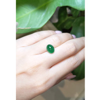 3.34 Ct. Cabochon Emerald from Zambia Life Style