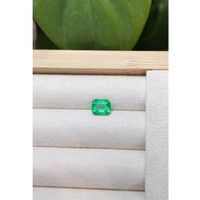 1.47 Ct. Emerald from Afghanistan Life Style