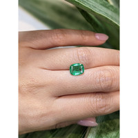 1.80 Ct. Emerald from Zambia Life Style