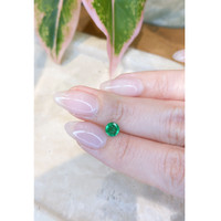 0.55 Ct. Emerald from Zambia Life Style