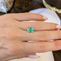 1.71 Ct. Emerald from Colombia Life Style