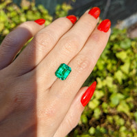 3.23 Ct. Emerald from Zambia Life Style