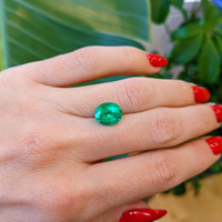 2.56 Ct. Emerald from Afghanistan Life Style