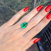 6.90 Ct. Emerald from Zambia Life Style