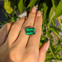 7.73 Ct. Emerald from Zambia Life Style