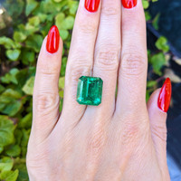 12.74 Ct. Emerald from Zambia Life Style