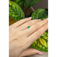 0.47 Ct. Emerald from Afghanistan Life Style